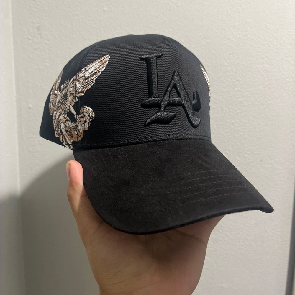 Gallo Fino La Angels Hat
